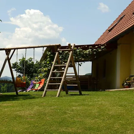 홈스테이 Urlaub Am Obst Und Weinbauernhof Bernhard *
