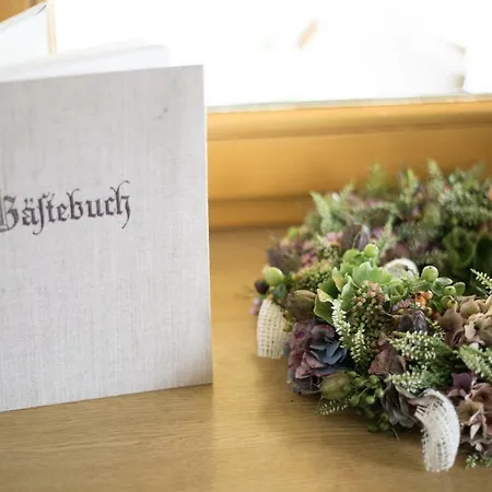 Urlaub Am Obst Und Weinbauernhof Bernhard * Possnitz
